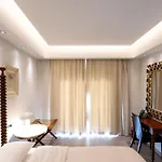 Comfy Boutique 3*