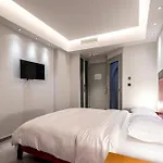 Comfy Boutique Hotel