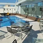 Comfy Boutique Hotel 3*
