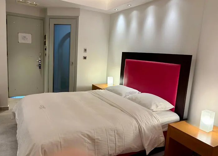 Ξενοδοχείο Comfy Boutique 3*