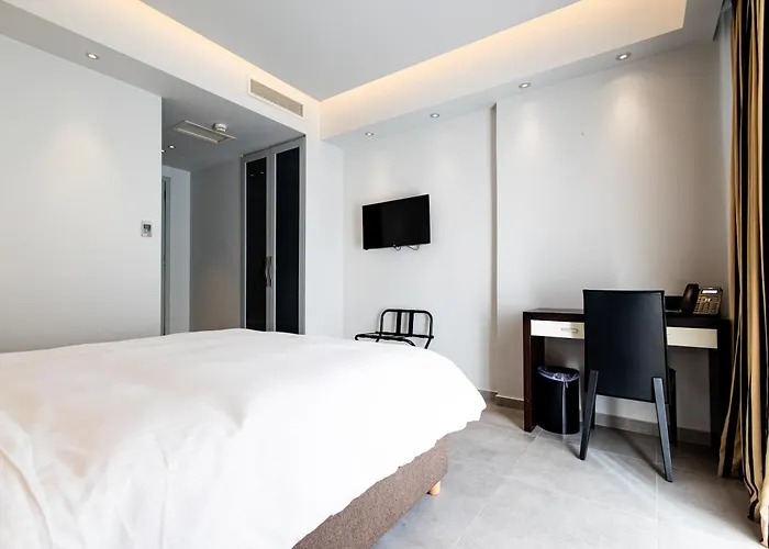 Comfy Boutique 3* Kalamata