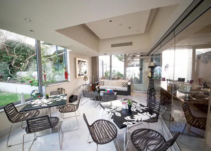 Comfy Boutique 3* Kalamata